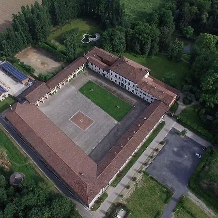 Agriturismo Cascina Farisengo Stagno Lombardo Exterior foto