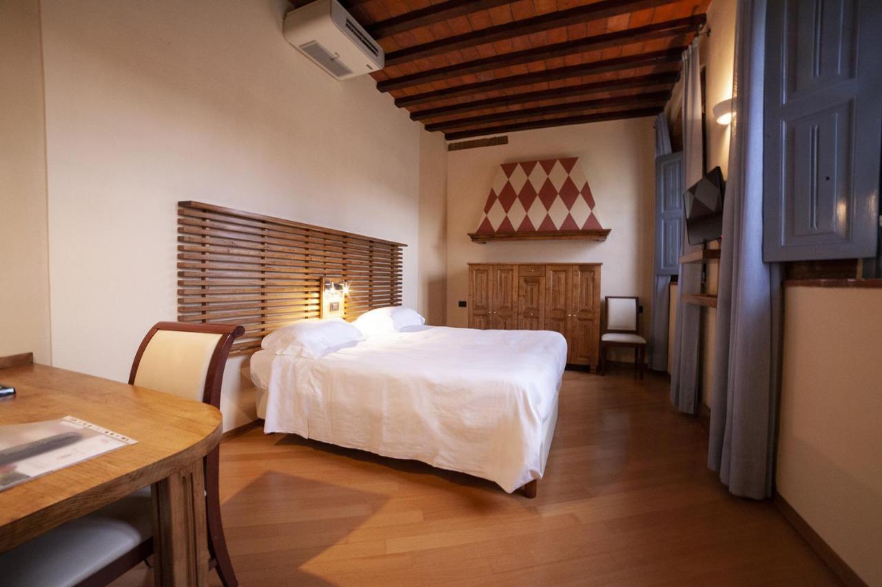 Agriturismo Cascina Farisengo Stagno Lombardo Exterior foto