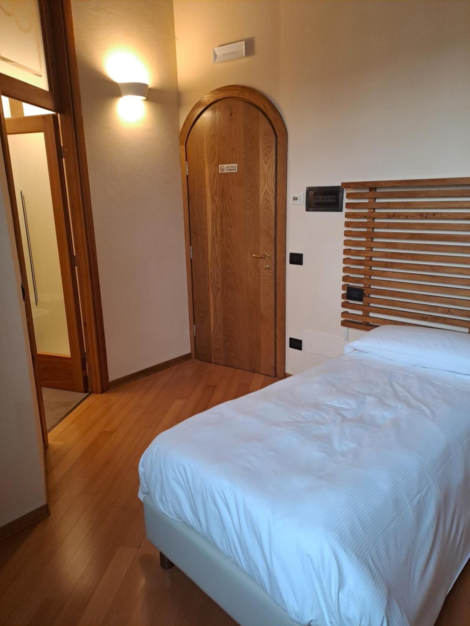 Agriturismo Cascina Farisengo Stagno Lombardo Exterior foto