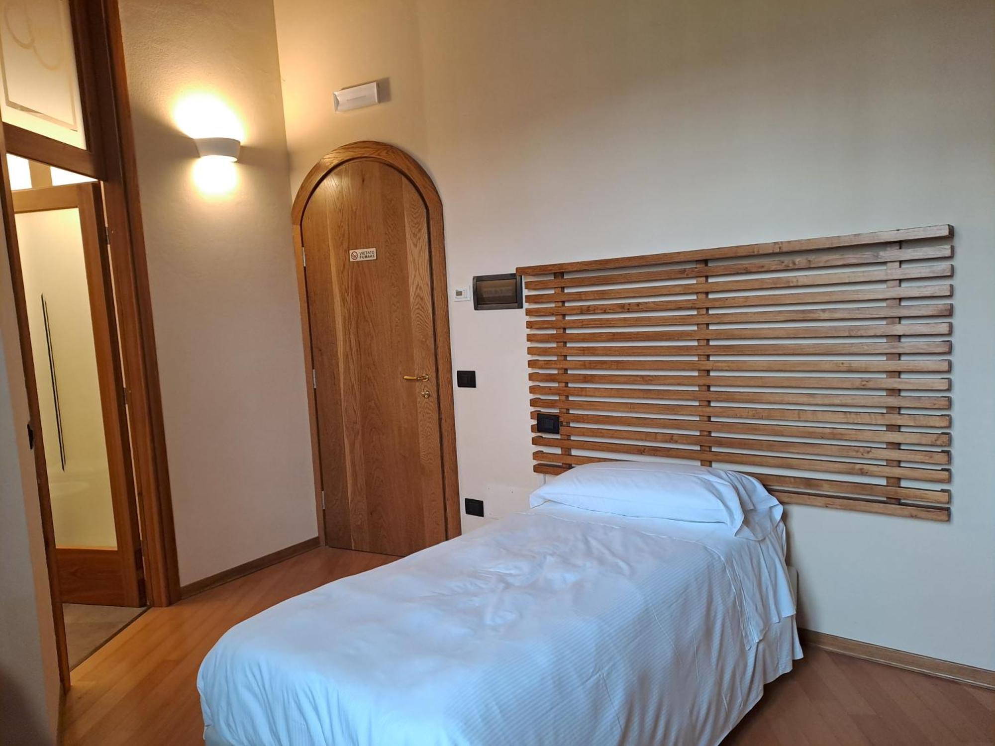 Agriturismo Cascina Farisengo Stagno Lombardo Exterior foto